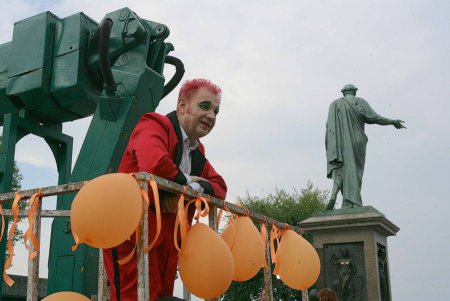 Вчера Одесса значительно порыжела не только от солнца (фоторепортаж)