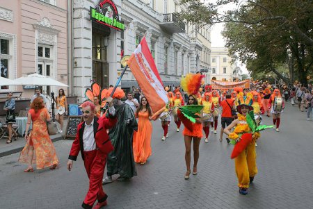 Вчера Одесса значительно порыжела не только от солнца (фоторепортаж)
