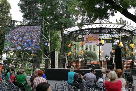 Вчера Одесса значительно порыжела не только от солнца (фоторепортаж)