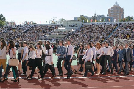 День знаний отметили в Юридической академии (фоторепортаж)