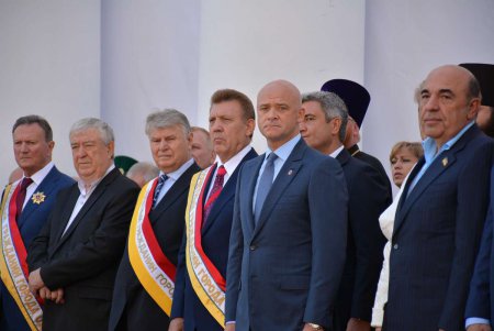 В Одессе День города начался с подъема Флага и «похода» к Дюку (фото)