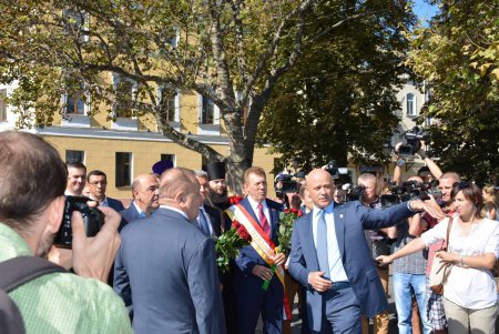 В Одессе День города начался с подъема Флага и «похода» к Дюку (фото)