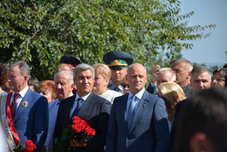 В Одессе День города начался с подъема Флага и «похода» к Дюку (фото)