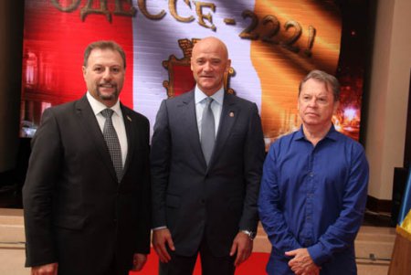 Геннадий Труханов провел прием по случаю Дня Рождения Одессы (фоторепортаж)