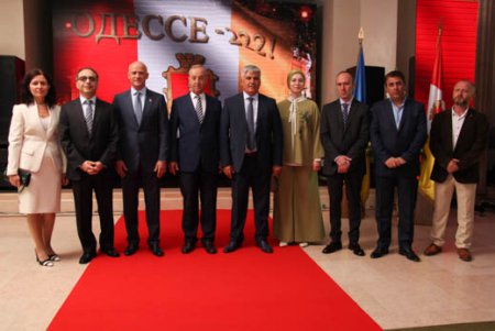 Геннадий Труханов провел прием по случаю Дня Рождения Одессы (фоторепортаж)