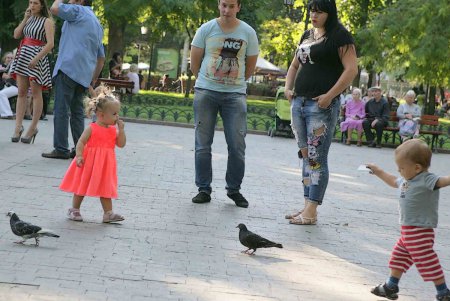 В Горсаду пели о родном городе (фоторепортаж)