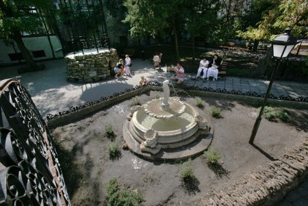 Уголок Старой Одессы уже восстановлен в былой красе (фоторепортаж)
