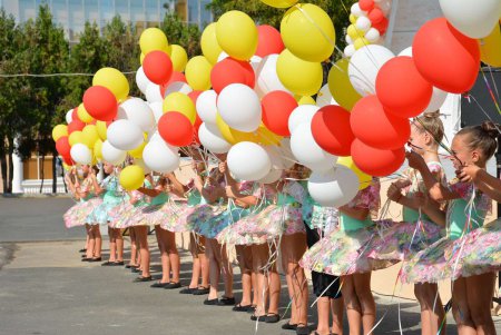 В парке имени Шевченко открыли знаменитую эстрадную «Ракушку» (фото)