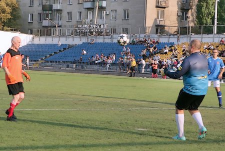 Одесские чиновники и депутаты «погоняли» мяч (фоторепортаж)
