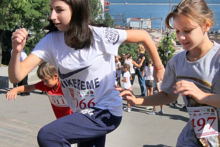По Потемкинской лестнице — вверх. Как это делалось в Одессе (фоторепортаж)