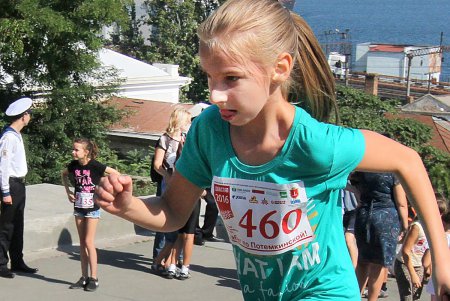 По Потемкинской лестнице — вверх. Как это делалось в Одессе (фоторепортаж)