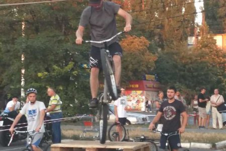Спортивный праздник в Одессе завершился концертами в разных районах города (фото)