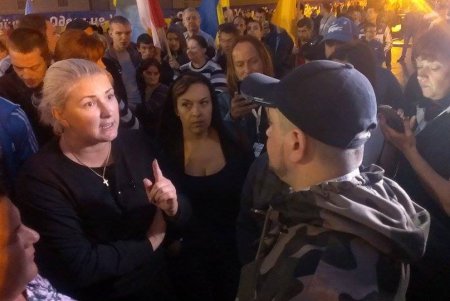 Конфликт: на Думской площади возрождают «Антитрухановский майдан» (фото)