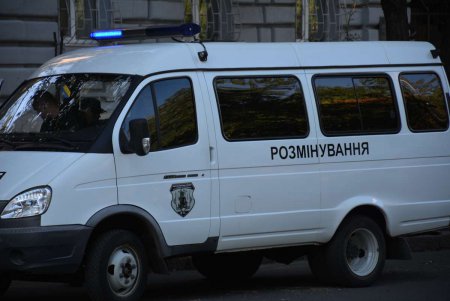 Полиция отпустила подозрительный автобус с улицы Маразлиевской (фото)