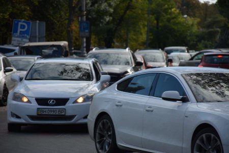 Полиция отпустила подозрительный автобус с улицы Маразлиевской (фото)