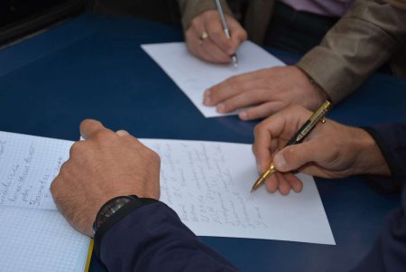 Полиция отпустила подозрительный автобус с улицы Маразлиевской (фото)