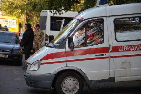 Полиция отпустила подозрительный автобус с улицы Маразлиевской (фото)