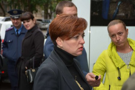 Полиция отпустила подозрительный автобус с улицы Маразлиевской (фото)