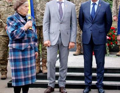 Город-герой отметил День партизанской славы (фоторепортаж)