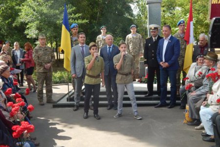 Город-герой отметил День партизанской славы (фоторепортаж)