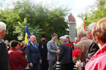 Город-герой отметил День партизанской славы (фоторепортаж)
