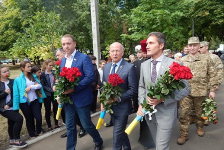 Город-герой отметил День партизанской славы (фоторепортаж)