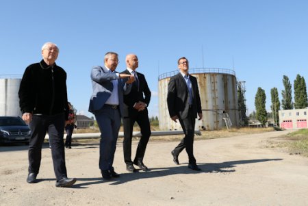 «Одеснефтепродукт»: график природоохранных мероприятий выполняется (фото)