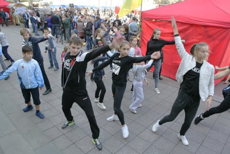 Одесса закружилась в осеннем фестивале (фоторепортаж)