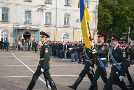 Первая партия новобранцев из Одесской области отправилась в войска (фото)