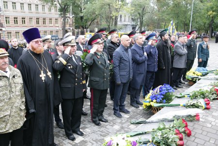 По традиции празднования Дня защитника Украины в Одессе начались торжественной церемонией в парке имени Шевченко (фоторепортаж)