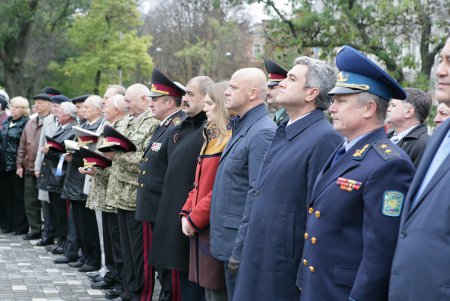 По традиции празднования Дня защитника Украины в Одессе начались торжественной церемонией в парке имени Шевченко (фоторепортаж)