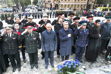 По традиции празднования Дня защитника Украины в Одессе начались торжественной церемонией в парке имени Шевченко (фоторепортаж)