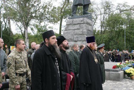 По традиции празднования Дня защитника Украины в Одессе начались торжественной церемонией в парке имени Шевченко (фоторепортаж)