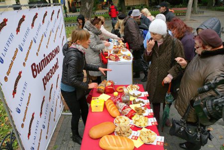 «Одесский каравай»: продукцию со вкусом выпекаем вместе (фоторепортаж)