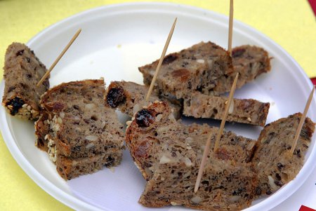 «Одесский каравай»: продукцию со вкусом выпекаем вместе (фоторепортаж)
