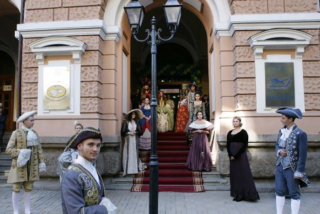 Одесской почте — 200! (фоторепортаж)