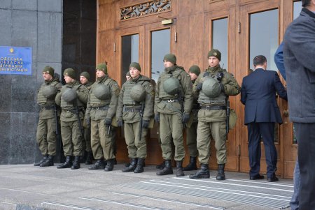Одесская ОГА: протест афганцев, педагогов и инвесторов (фото)