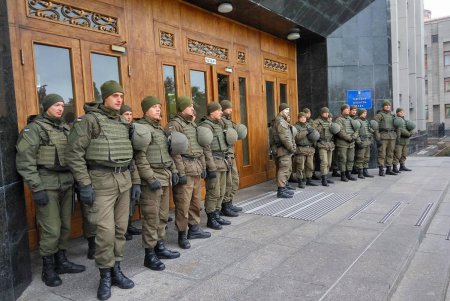 Одесская ОГА: протест афганцев, педагогов и инвесторов (фото)