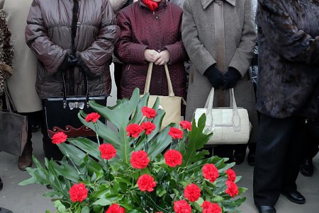 Памятник жертвам Холокоста открыт сегодня на Люстдорфской дороге (фоторепортаж)