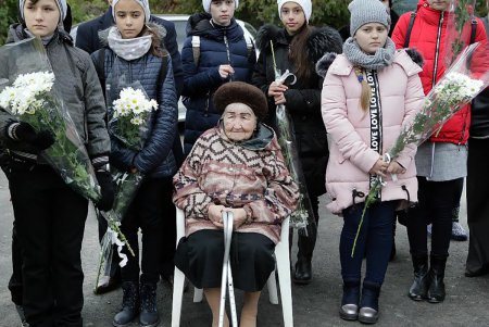 Памятник жертвам Холокоста открыт сегодня на Люстдорфской дороге (фоторепортаж)