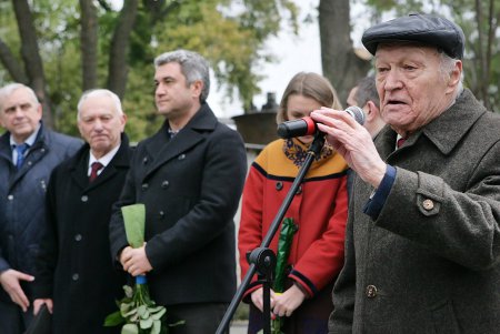 Памятник жертвам Холокоста открыт сегодня на Люстдорфской дороге (фоторепортаж)
