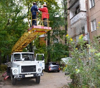 Городская инфраструктура выздоравливает после удара стихии (фото)