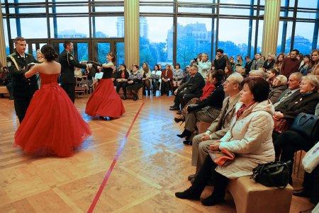 Светский бал в честь Дня рождения МГУ (фоторепортаж)