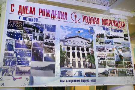 По главным улицам — курсанты (фоторепортаж)