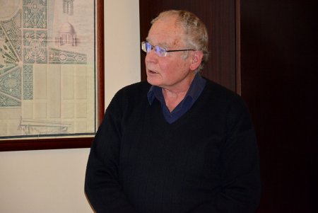 Греческий парк: аллея фонтанов, концертная площадка и декоративные растения (фото)