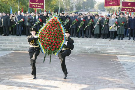 Одесситы почтили память освободителей Украины от немецко-фашистских захватчиков (фоторепортаж)