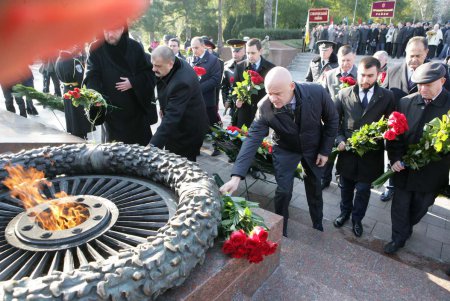 Одесситы почтили память освободителей Украины от немецко-фашистских захватчиков (фоторепортаж)