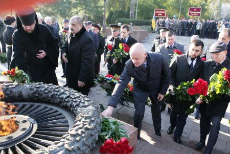 Одесситы почтили память освободителей Украины от немецко-фашистских захватчиков (фоторепортаж)