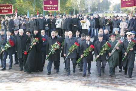 Одесситы почтили память освободителей Украины от немецко-фашистских захватчиков (фоторепортаж)