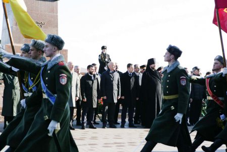 Одесситы почтили память освободителей Украины от немецко-фашистских захватчиков (фоторепортаж)